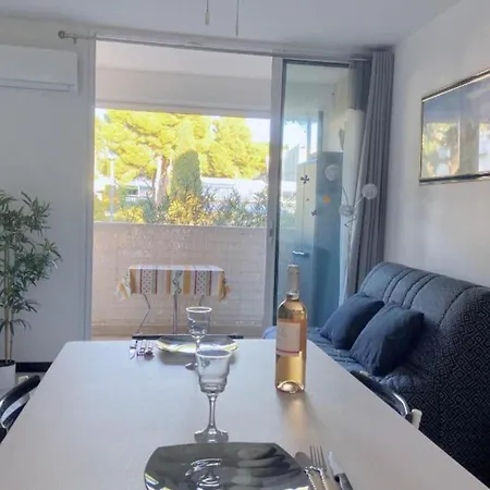Apartment Le Takeo Quartier Ponant, Clim, Parking, Proche Golf La Grande-Motte